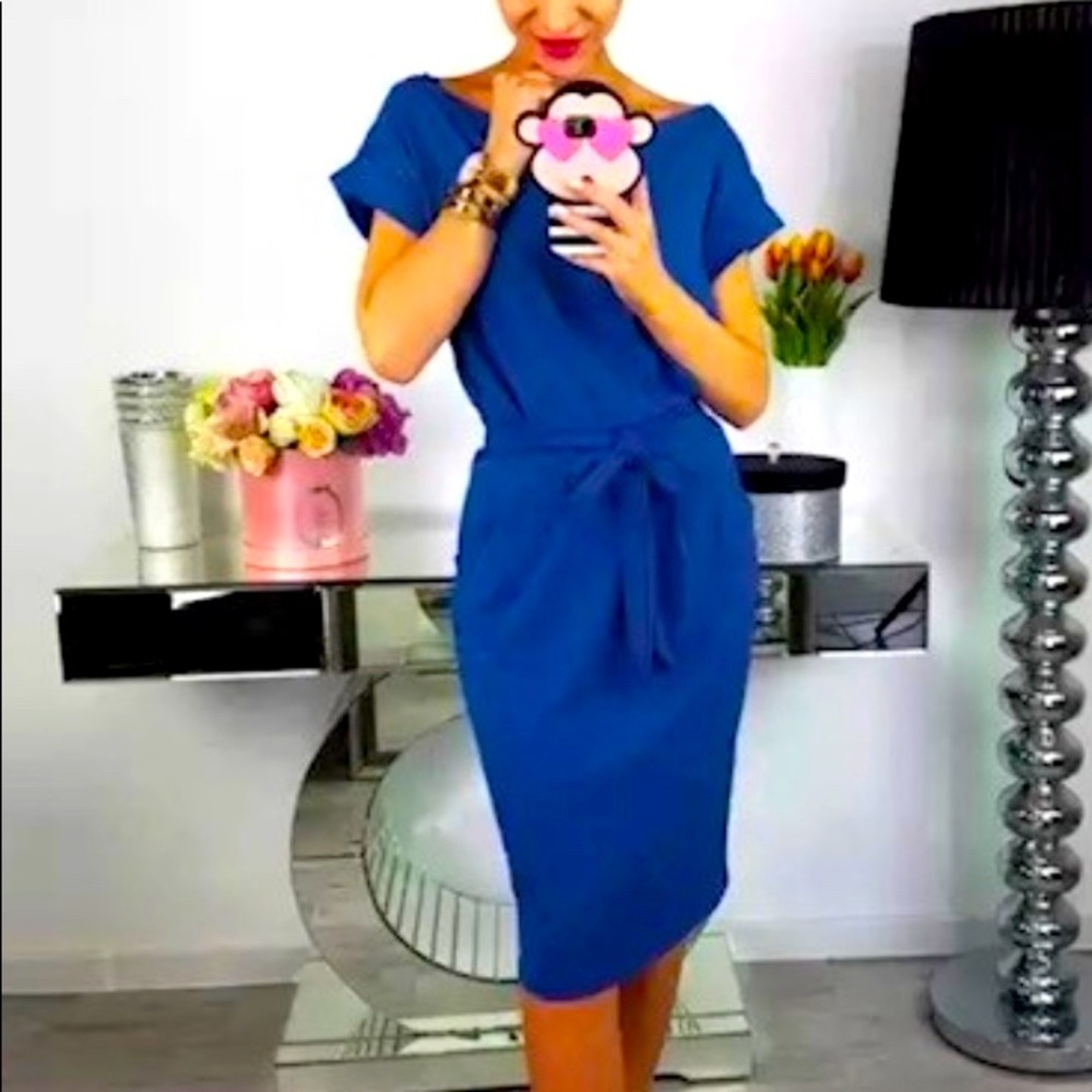 Casual dress with front tie